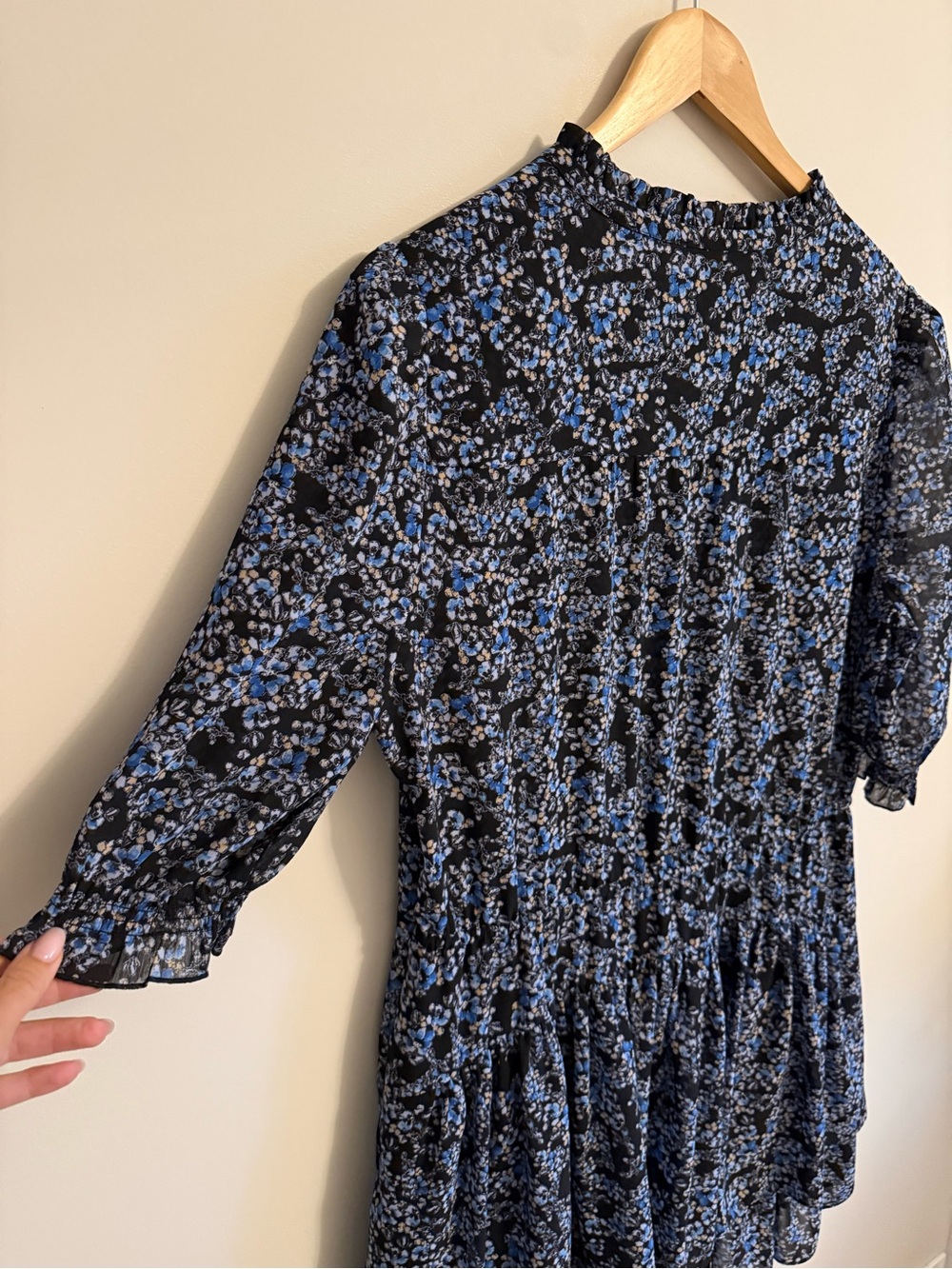 ME + EM SHORT FRILL DRESS - Picture 11 of 11